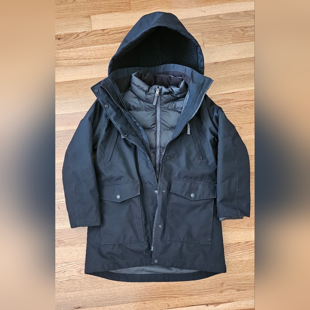 Girls Patagonia Tres Parka Jacket , size S, color Black